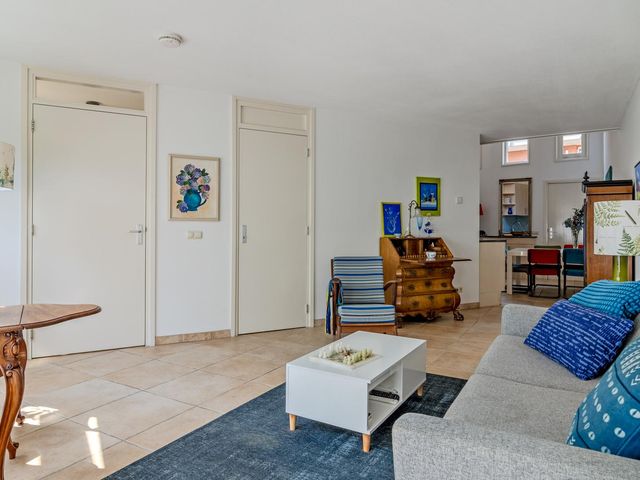 L. Springerstraat 95, Velserbroek