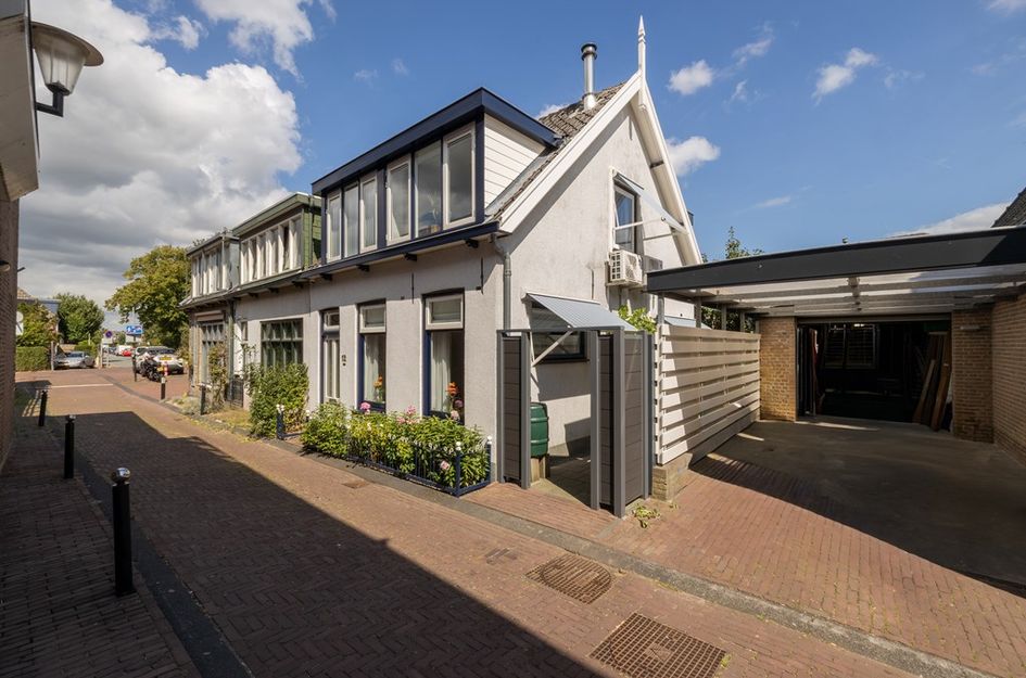 Westersteeg 12