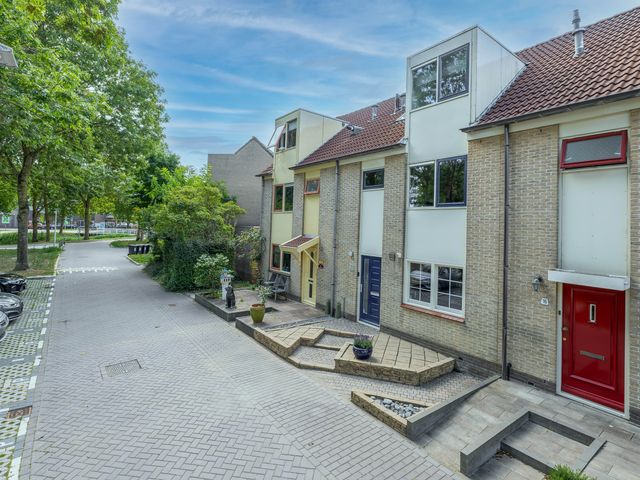 Woubrechterf 14, Waddinxveen
