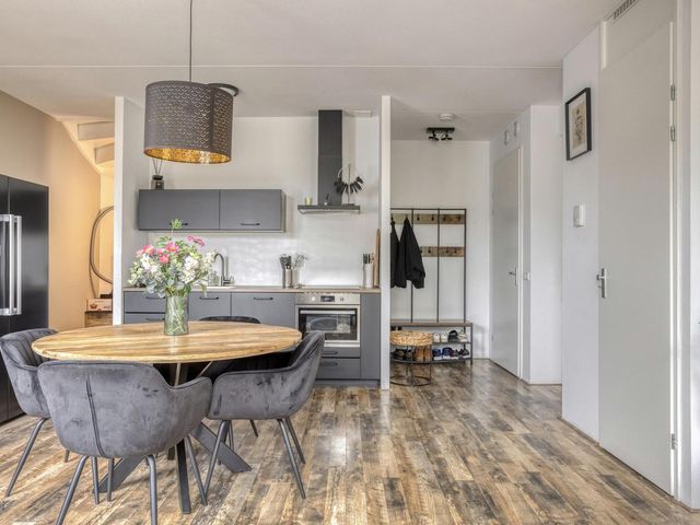Maalsteen 25, Zuidland