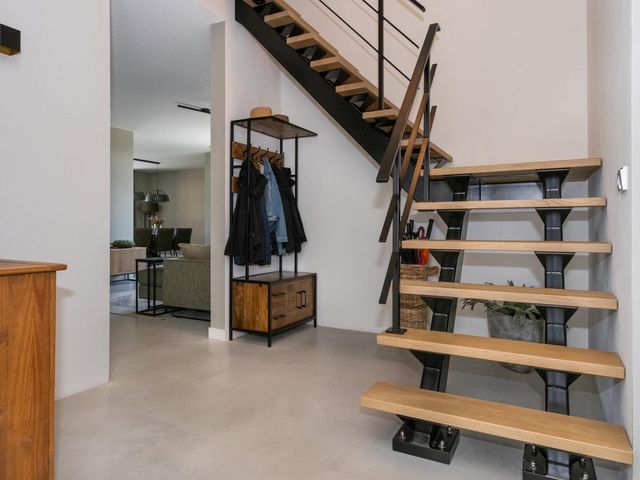 Teunestraat 20, Ell