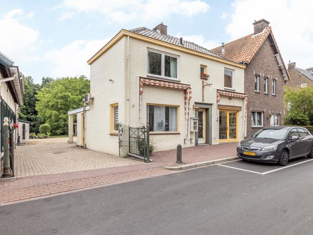 Dorpstraat 35, Noorbeek