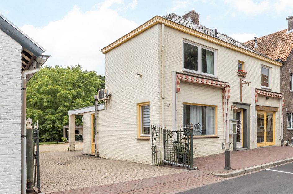 Dorpstraat 35
