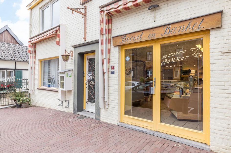 Dorpstraat 35
