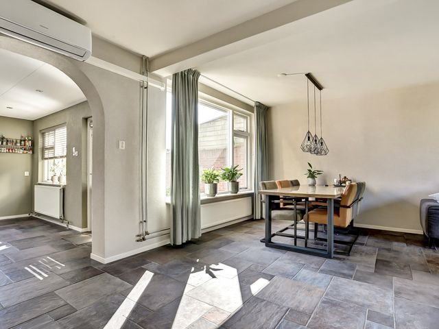 Hazebrouckstraat 17, Fijnaart