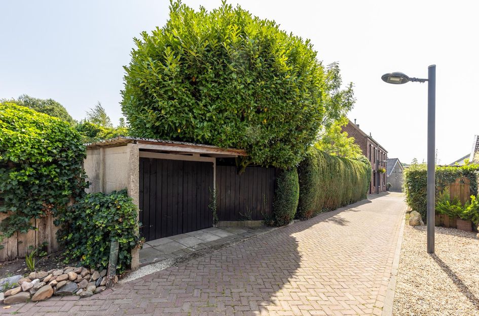 Kerkstraat 93