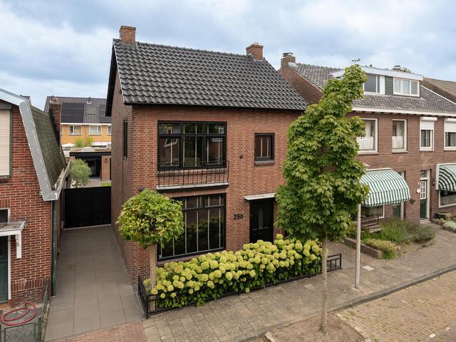 Velveweg 25A, Enschede