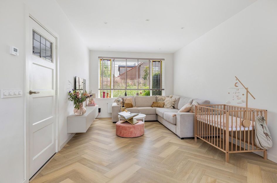 Prins Bernhardstraat 12