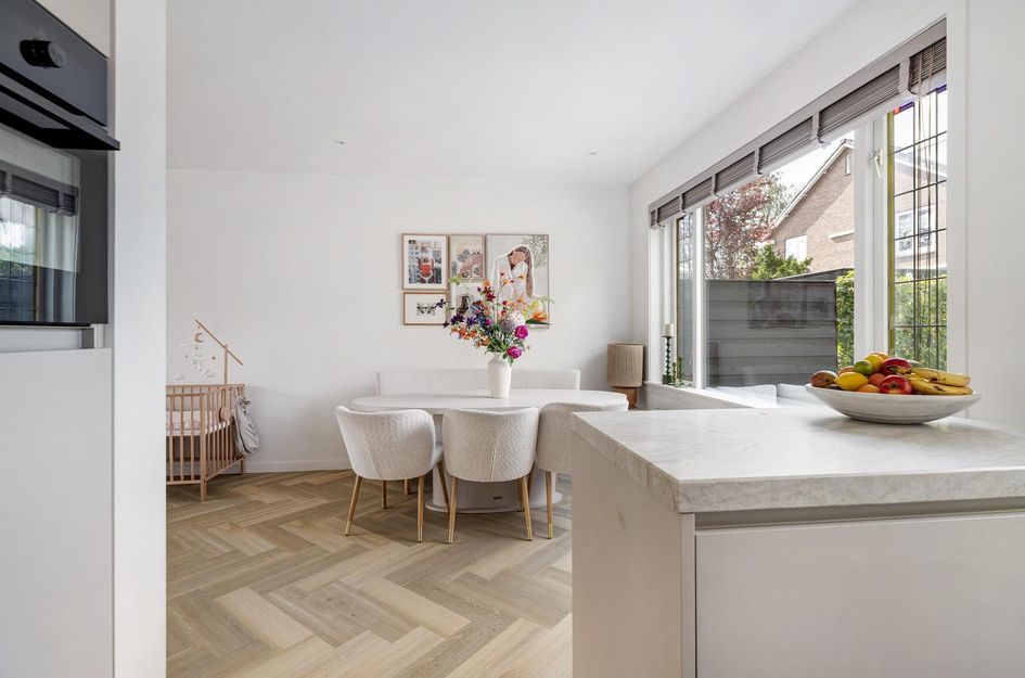 Prins Bernhardstraat 12