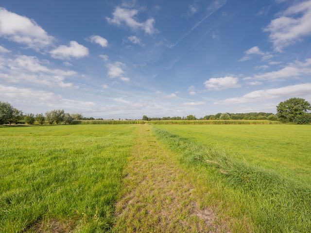 Leemweg 27, Zwartebroek