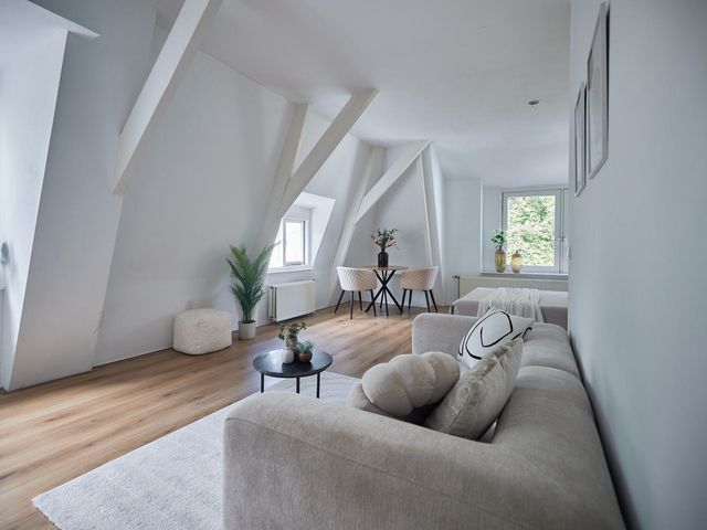Heuvellaan 12F, Hilversum
