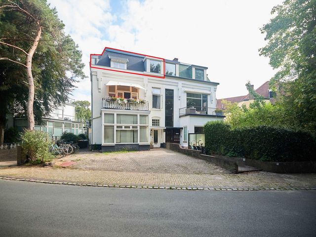 Heuvellaan 12F, Hilversum