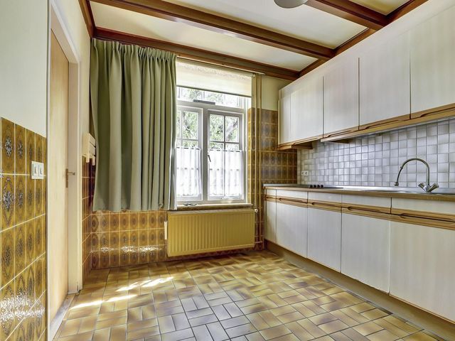Broekstraat 6, Nederasselt