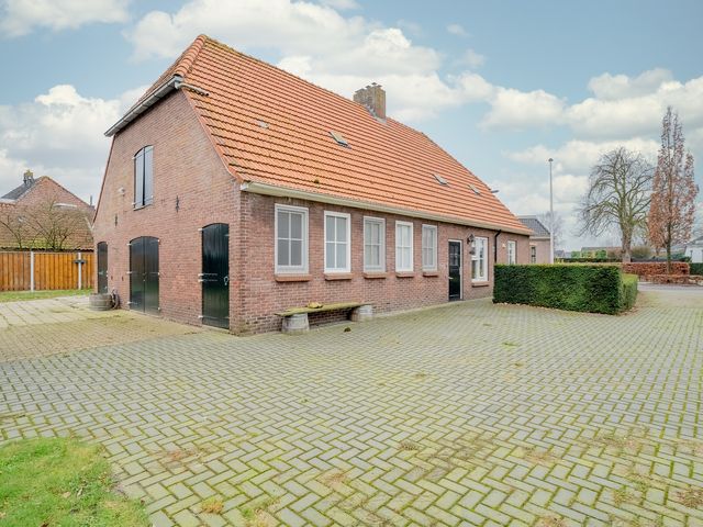 Dorpsstraat 21, Den Ham