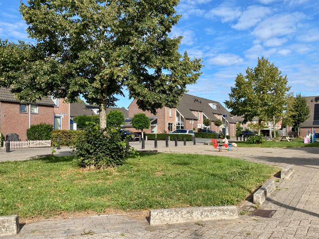 Tolgaarderlaan 16, Ijsselstein