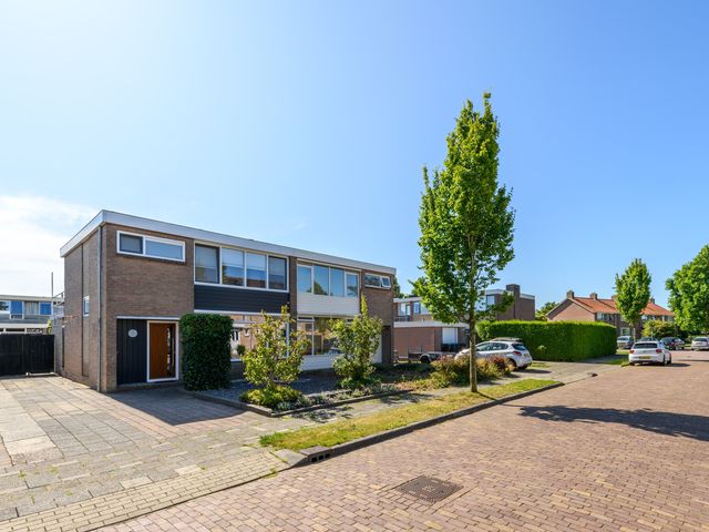 Kwekerijstraat 13, Joure