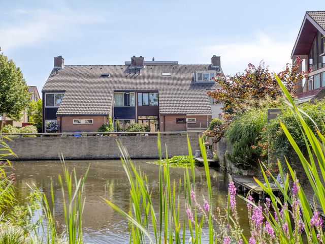 Van Beuningenplantsoen 7, Voorschoten