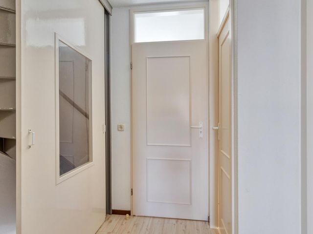Gaanderij 24, Alphen