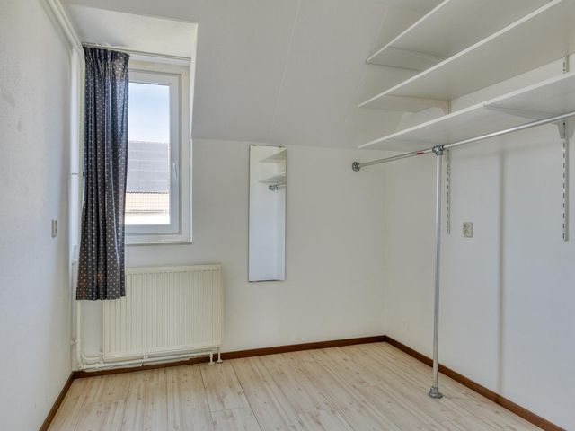 Gaanderij 24, Alphen