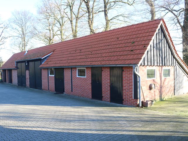 Am Sportplatz 1  , Laar