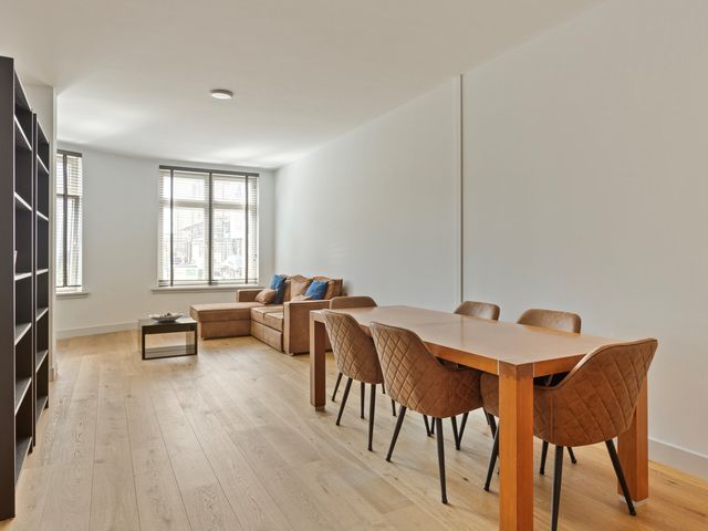Kleine Veenkade 42, Den Haag