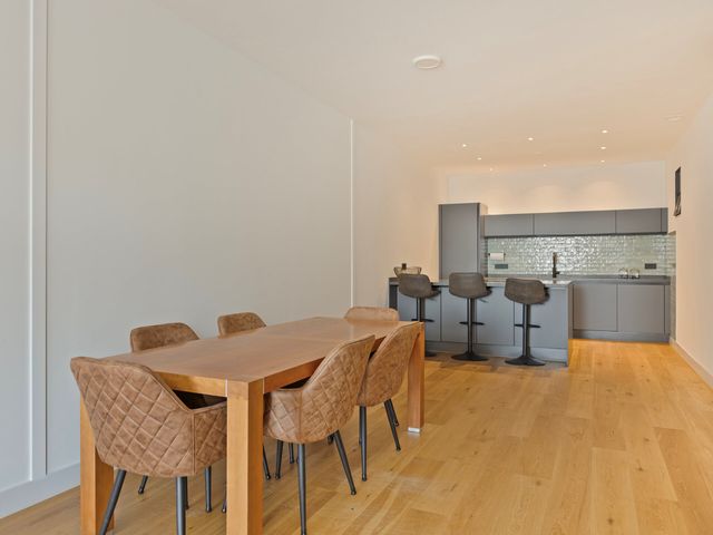 Kleine Veenkade 42, Den Haag