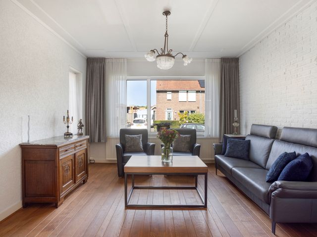 Laurentiusstraat 13, Beek