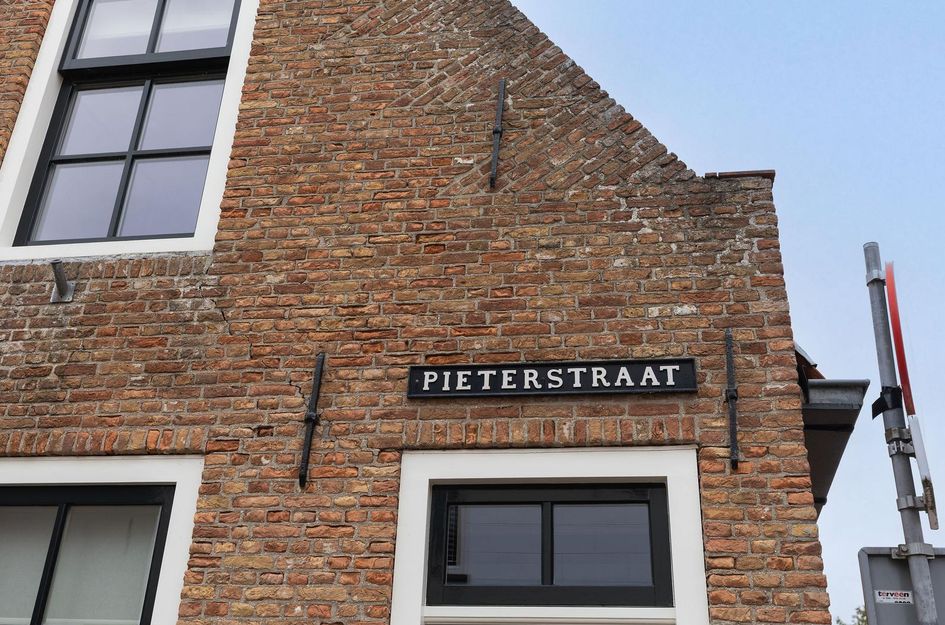 Pieterstraat 46