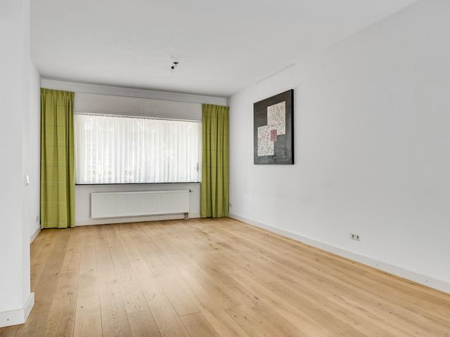 Biest 108, Weert
