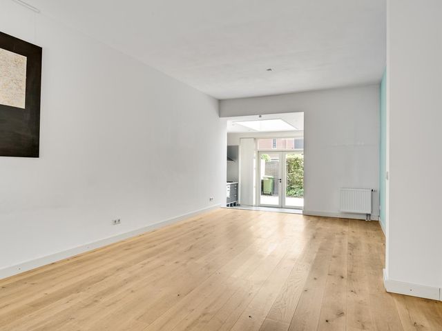 Biest 108, Weert
