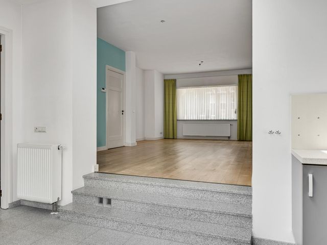 Biest 108, Weert