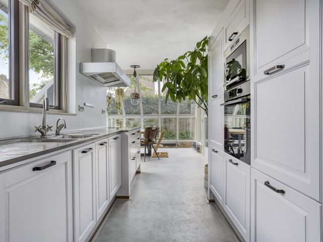 Meanderlaan 33, Tholen