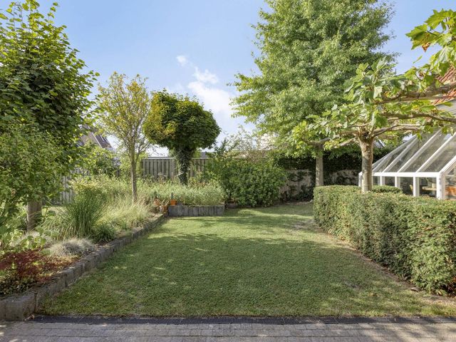 Meanderlaan 33, Tholen