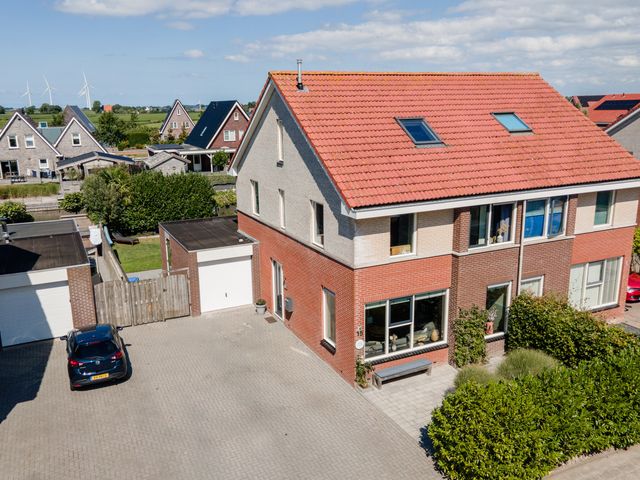 It Ferset 15, Makkum