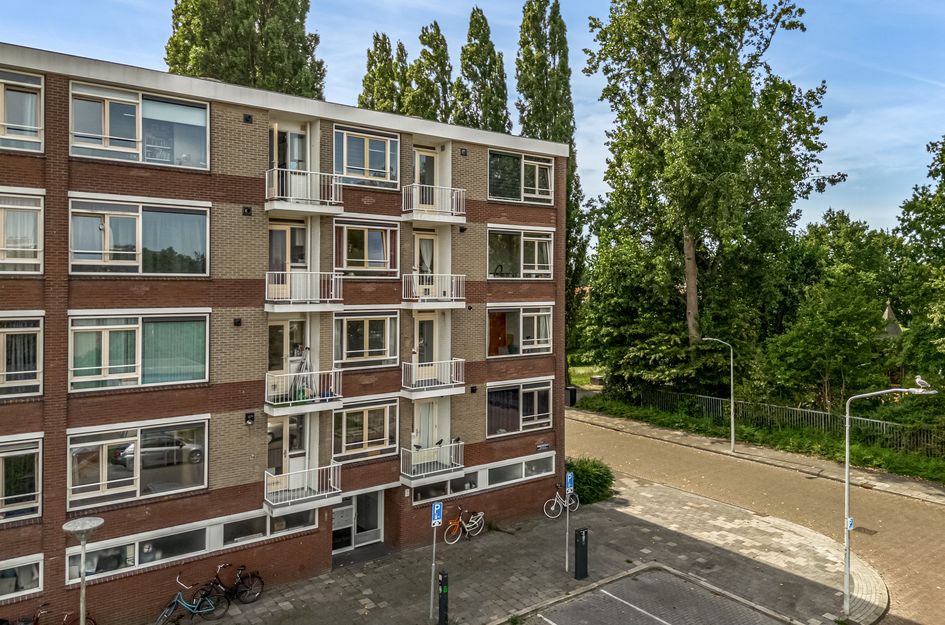 Mahlerstraat 124