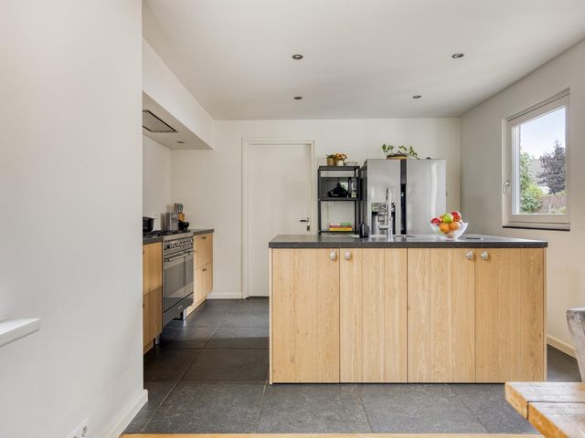 Adelstraat 25, Made