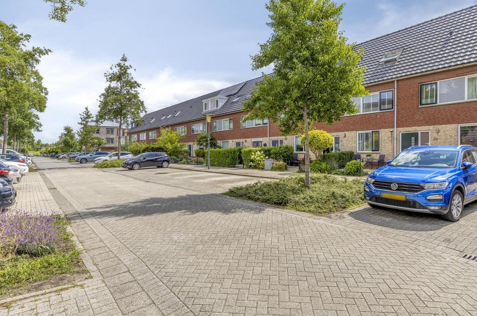Pernisstraat 24