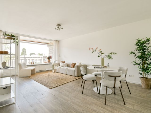 Westelijk Halfrond 379, Amstelveen