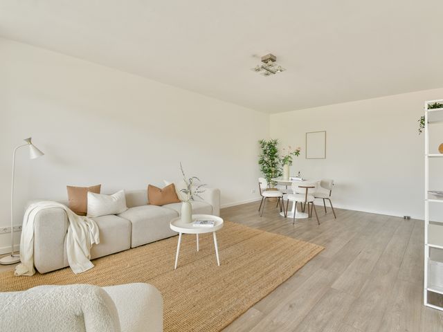 Westelijk Halfrond 379, Amstelveen