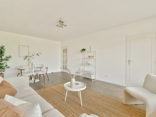 Westelijk Halfrond 379, Amstelveen