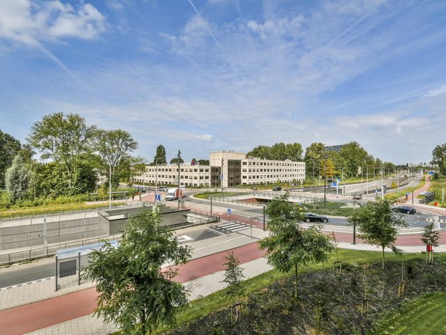 Westelijk Halfrond 379, Amstelveen
