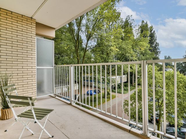 Westelijk Halfrond 379, Amstelveen