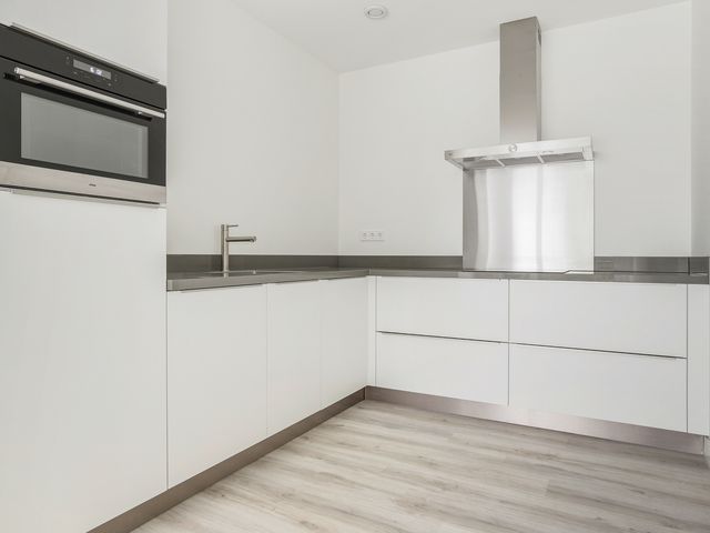 Stationsstraat 48, Rhoon