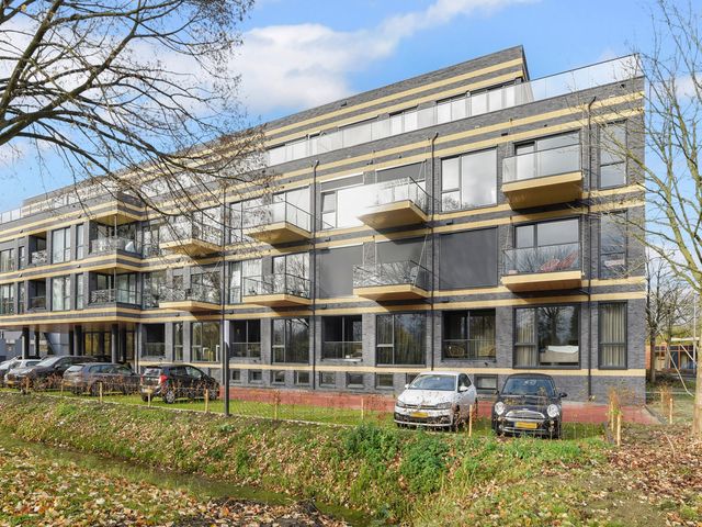 Stationsstraat 48, Rhoon