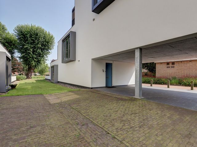 Roojan 2, Ugchelen