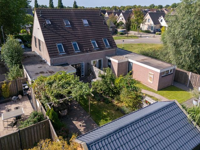 Koperwiek 45, Venhuizen