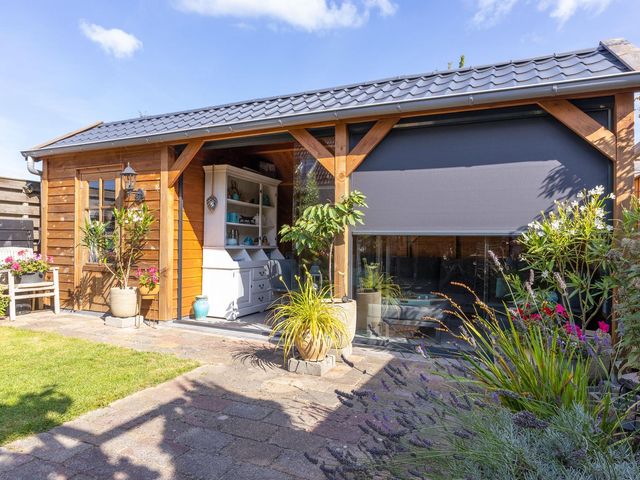 Koperwiek 45, Venhuizen