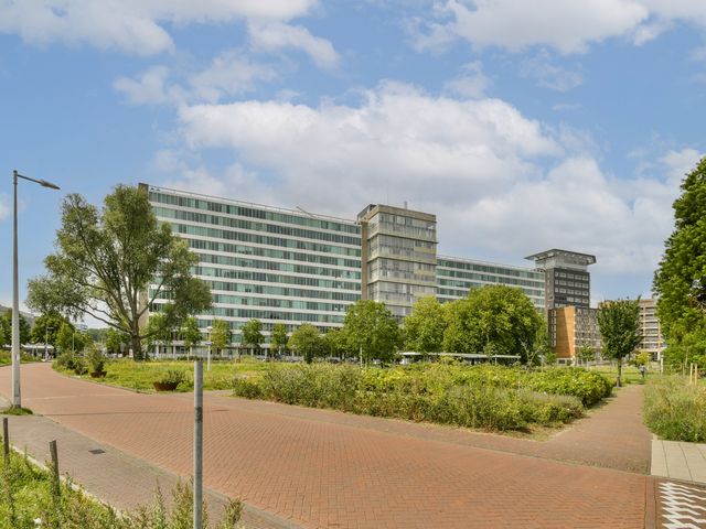 Bos en Lommerplantsoen 35C, Amsterdam