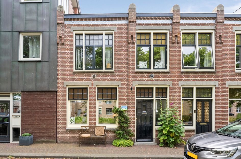 Molengracht 16