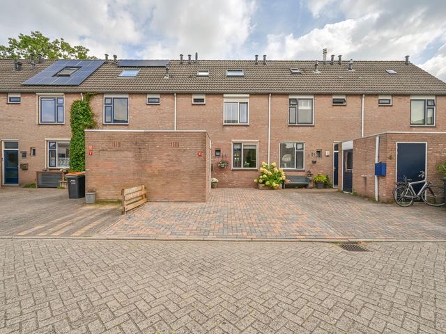 De Kogge 6, Hoogeveen